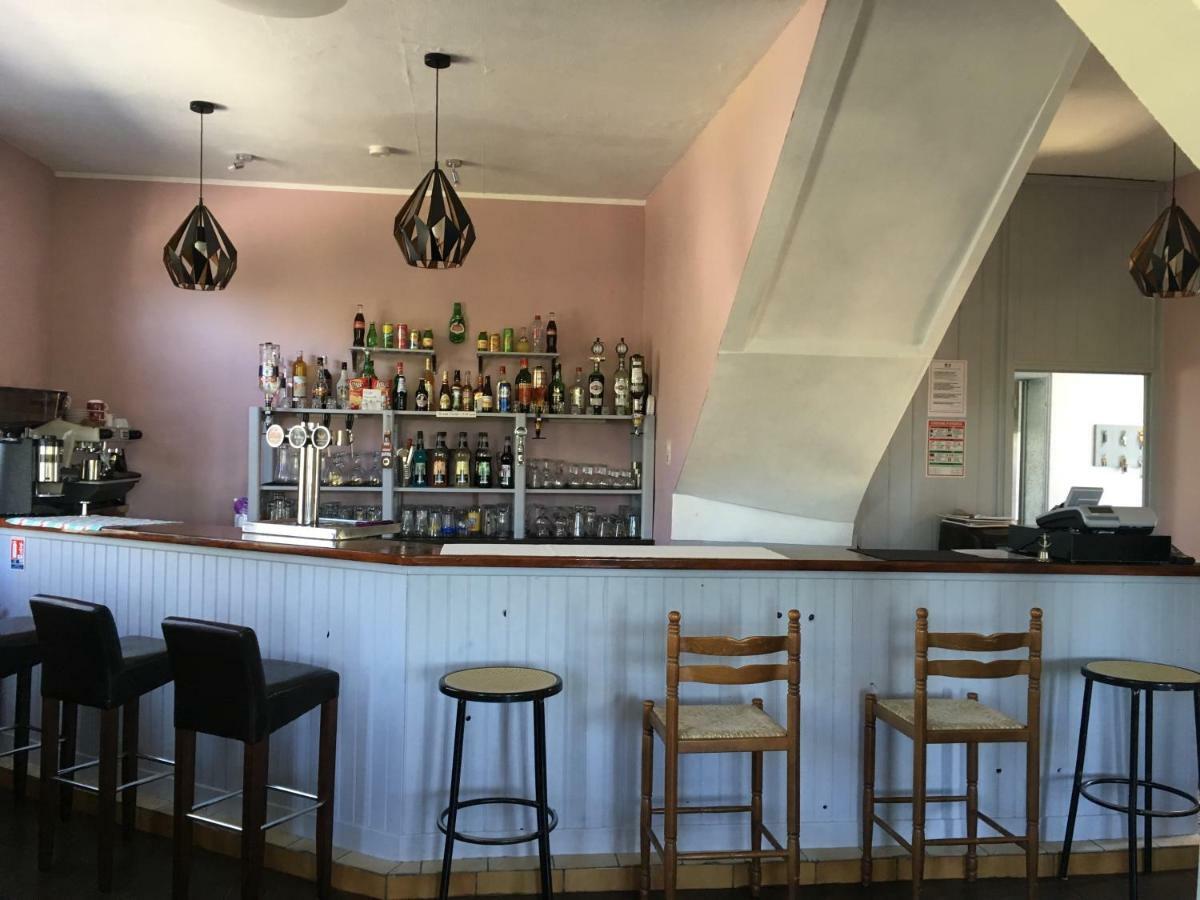 Bar Le Lac Bessines-sur-Gartempe Экстерьер фото