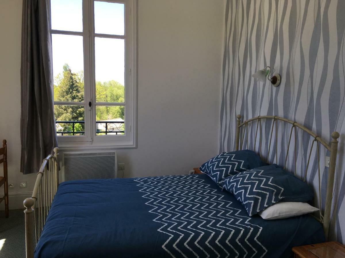 Bar Le Lac Bessines-sur-Gartempe Экстерьер фото